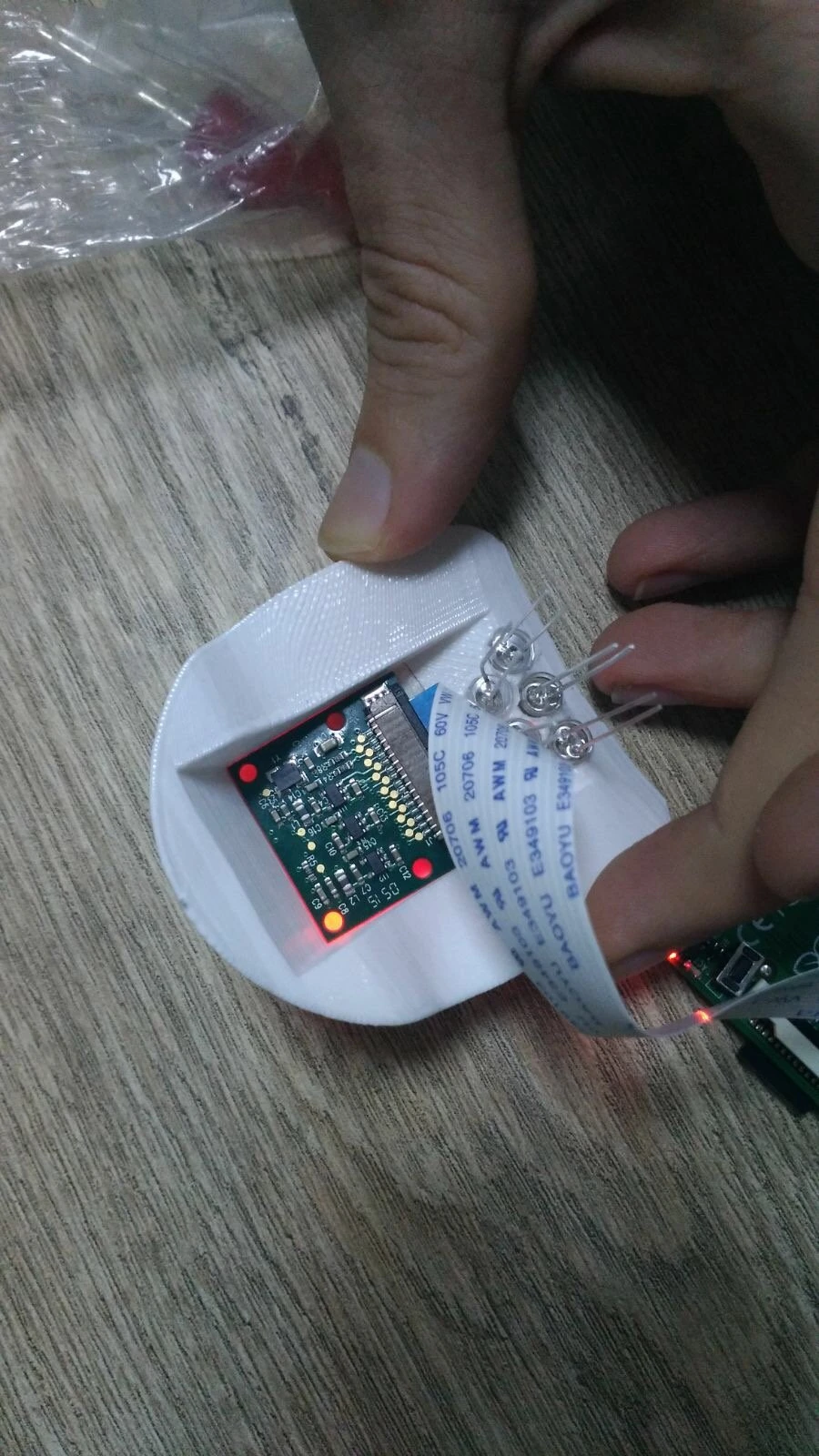 Elektronik bileşenler üzerinde geliştirme
